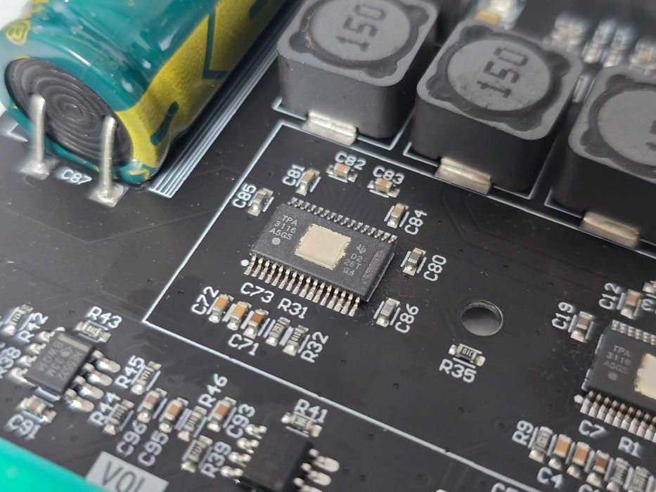 Hi-Fi Усилитель звука мощность 200W на 2.1 аудио канала підсилювач