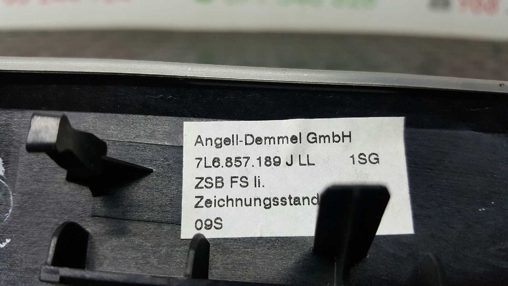 EMBELIZADOR VOLKSWAGEN TOUAREG (7LA) TDI V6