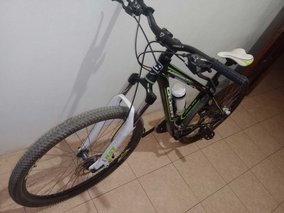 Bicicleta pronta a usar desportiva