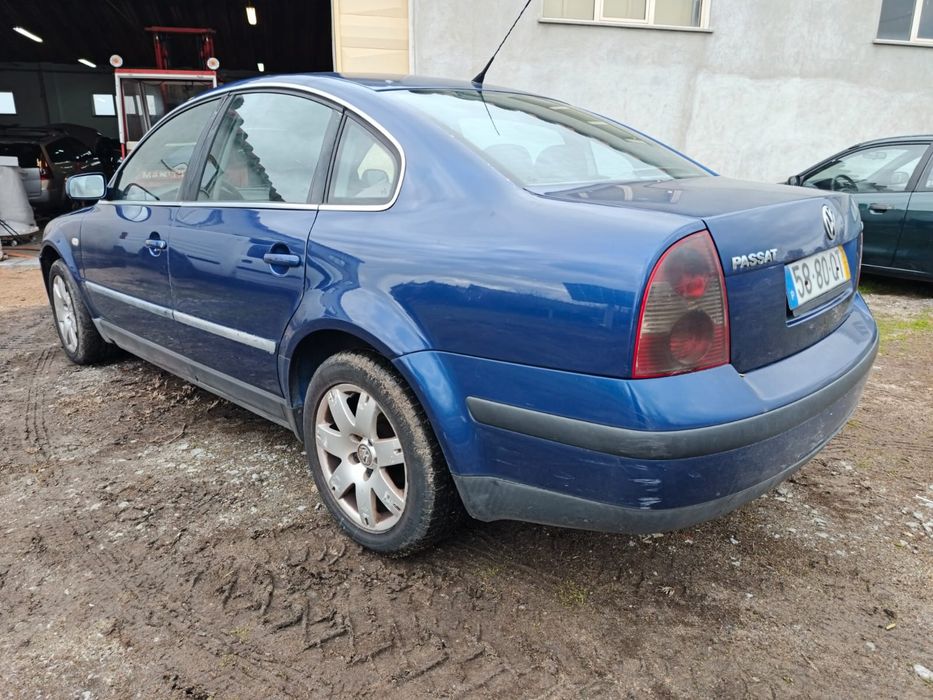 Volkswagen Passat 1.9 tdi 130 cv ASZ para peças ts Material disponível