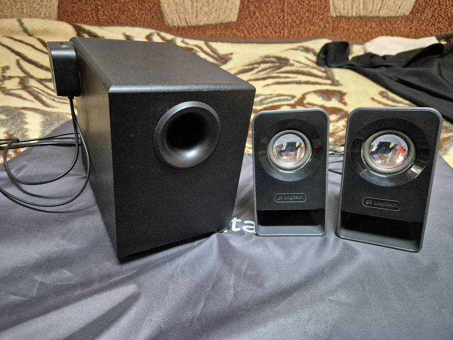 Glośniki komputerowe Logitech z213 z subwooferem