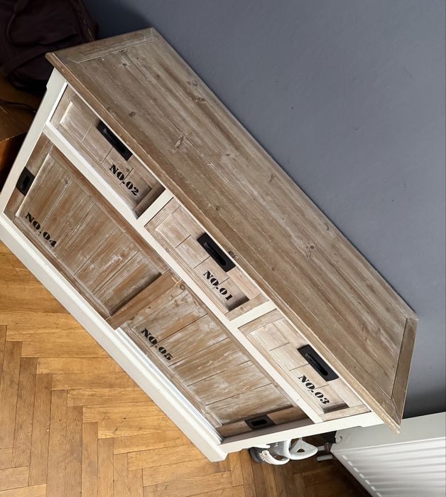 Komplet wyjatkowych mebli loft