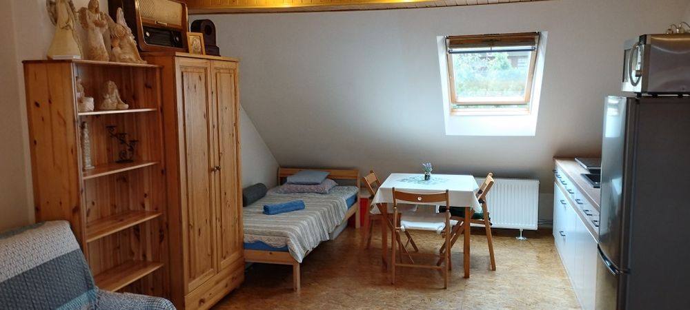 KRAKÓW-NOCLEG -Przytulne poddasze w domku-ZAPRASZAM