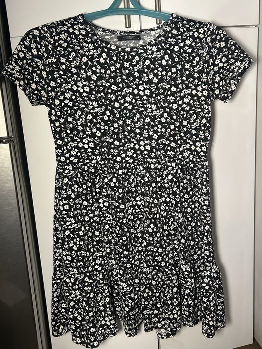 Легка літня сукня