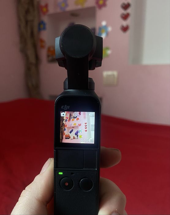 Продам камеру DJI Osmo Pocket + штатив в подарунок