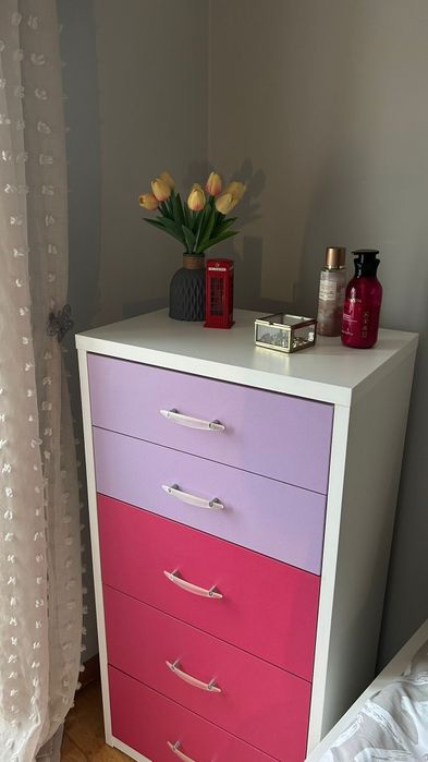 Cama com colchão e camiseiro