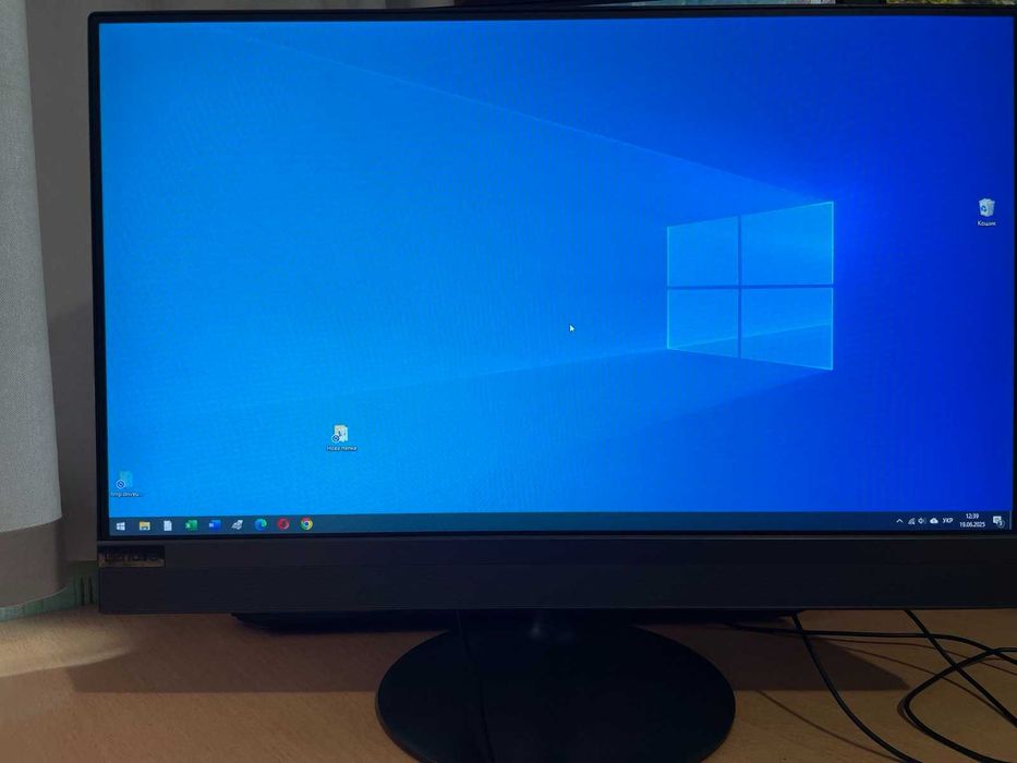 Продам моноблок Lenovo ideacentre 520-22