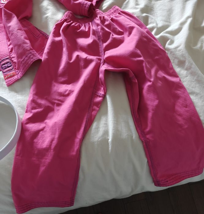 Fato de Jujistu Gracy Barra Rosa