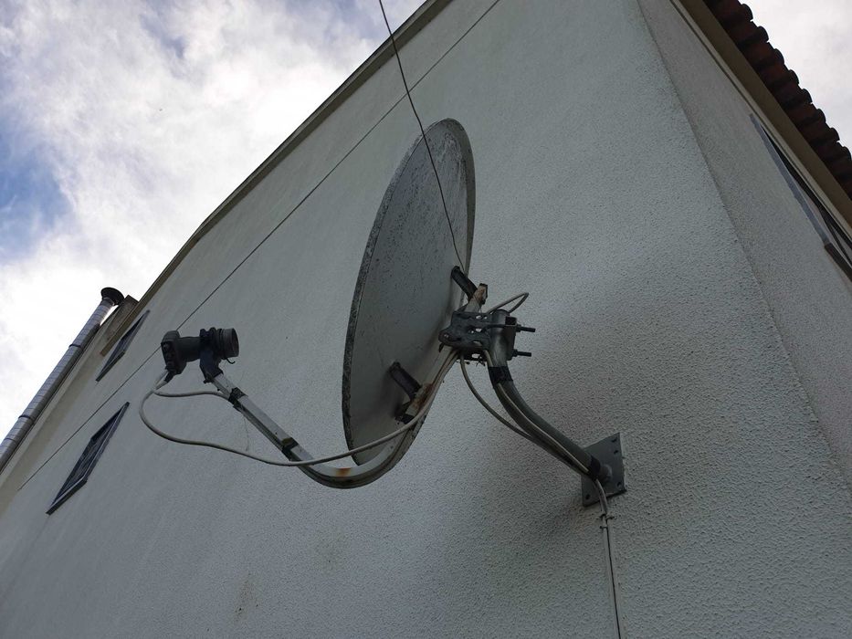 parabólica antena TV