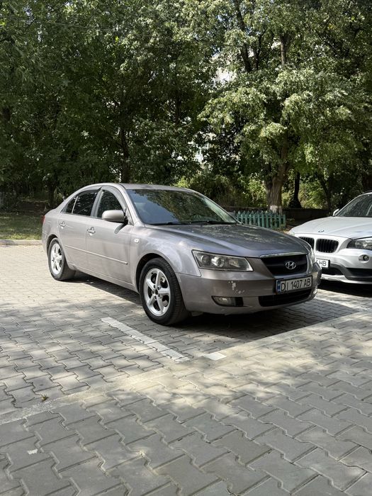 Хюндай соната Hyundai