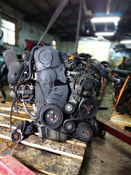 Двигун мотор двигатель 1.9 tdi AVF Audi A4 B6 A6 C5 VW Passat B5