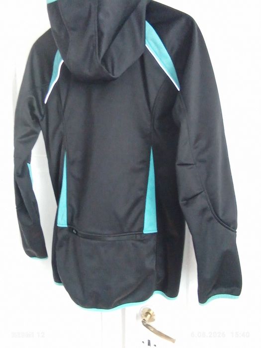 Kurtka sportowa typu softshell dla kobiet marki Crivit r. XL