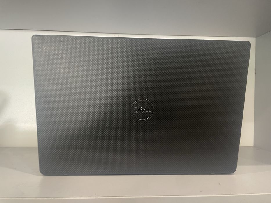 Dell Latitude 7400