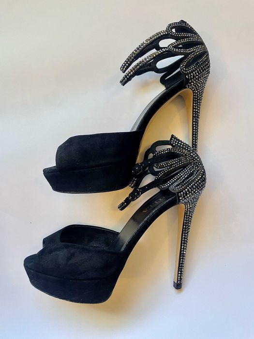 Жіночі замшеві босоніжки в стразах Італія Le Silla р.39