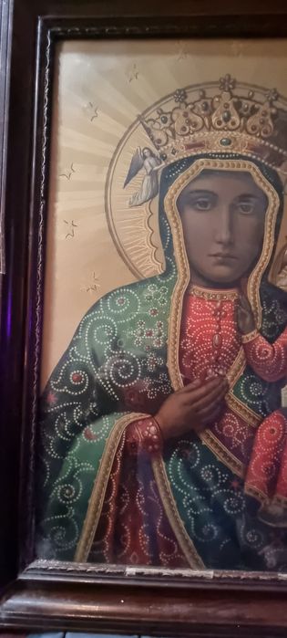 Obraz Matka Boska Częstochowska w drewnianej ramie za szkłem