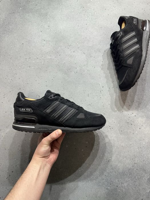 なまとめ売り adidas zx - купити чоловіче взуття - Ціна на OLX.ua