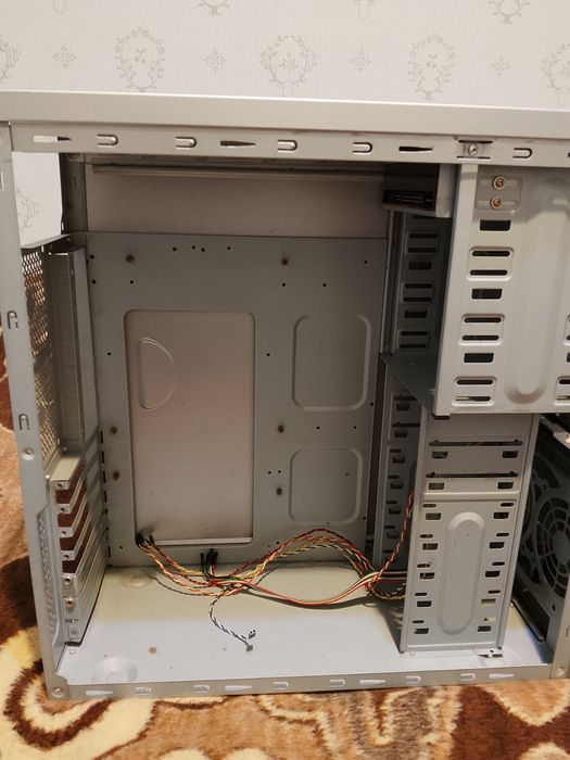 Корпус для ПК в формате ATX