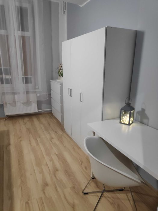 Wynajmę pokój 1-osobowy CENTRUM 14 m² obok Teatru ul. Skłodowskiej - Widok 4