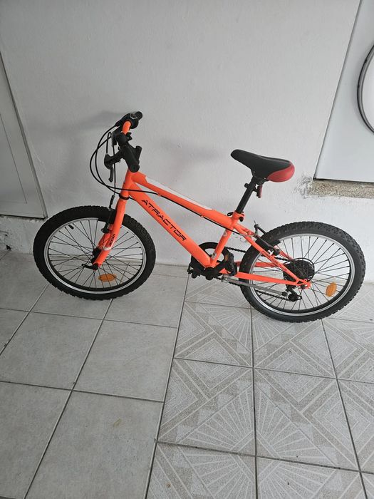 Khattab fernandes manu