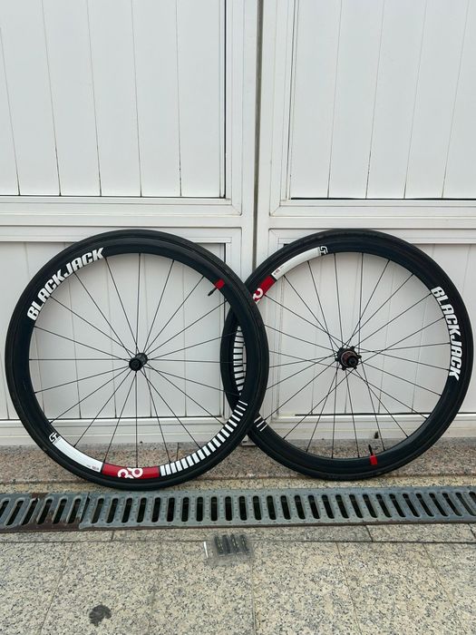Rodas ciclismo todas em carbono com pneus boion