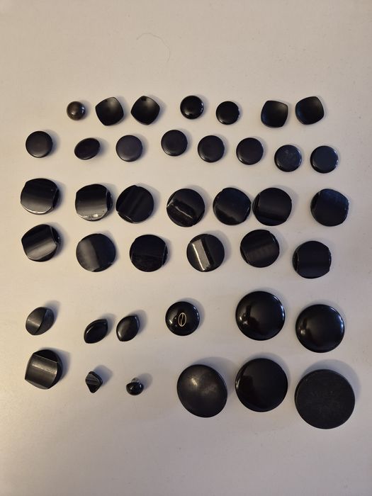 Botões antigos costura