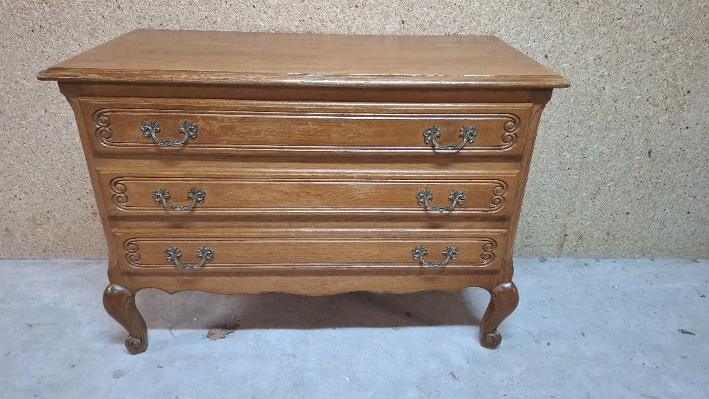 Komoda ludwikowska z szufladami