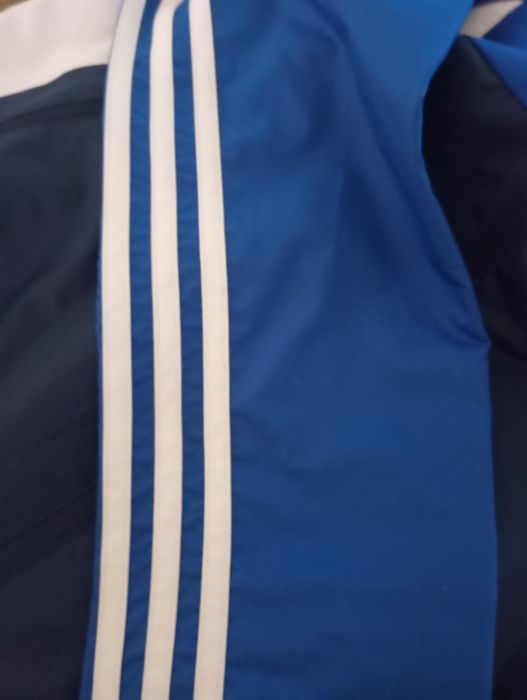 Casaco Adidas com carapuço original