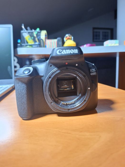 Canon 4000D Nova