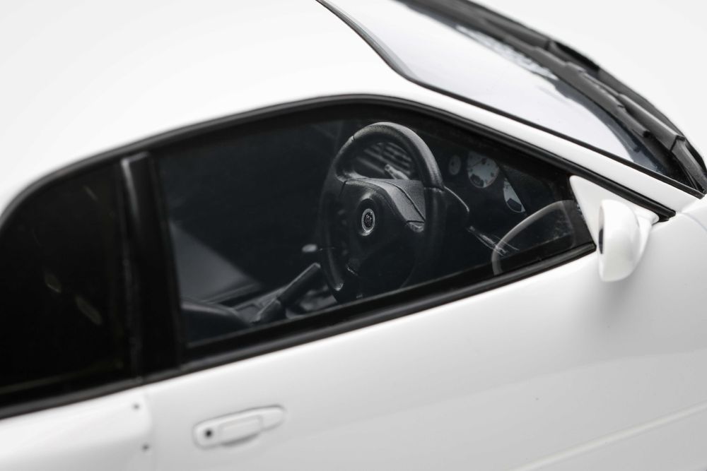 1:18 Otto Nissan Skyline GT-R (R34) KRC Body Kit 2019 pearl white