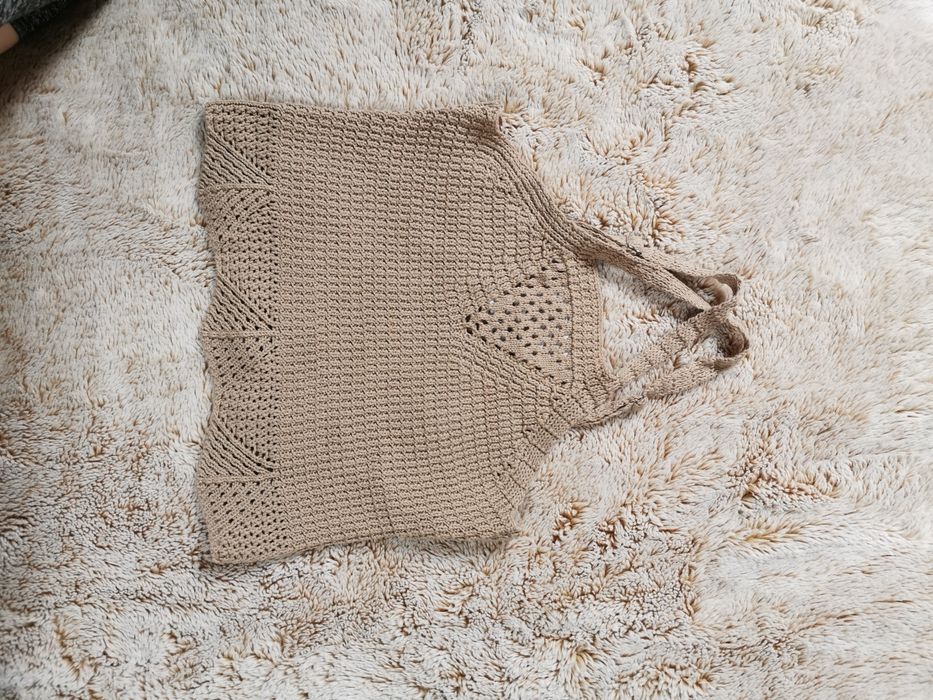 NOWY  ciemno beżowy top.