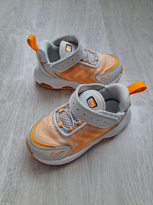 Nike Air Max кросовки 25р/кросівки легенькі на пінці/кеди 25р/кроси кросовки nike Air Max літні легенькі