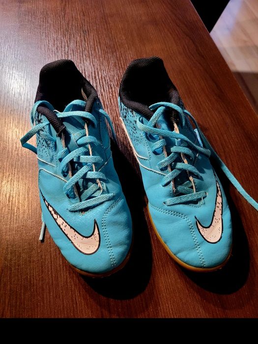Halówki Nike 36,5 stan bdb