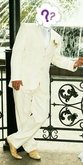 Продам мужской свадебный костюм + ПОДАРОК