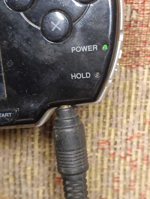 Блок питания зарядное для приставки игровой SONY PSP 5V 2A