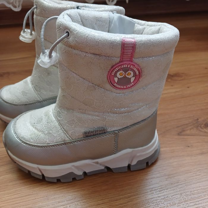 Продам сапожечки для дівчинки