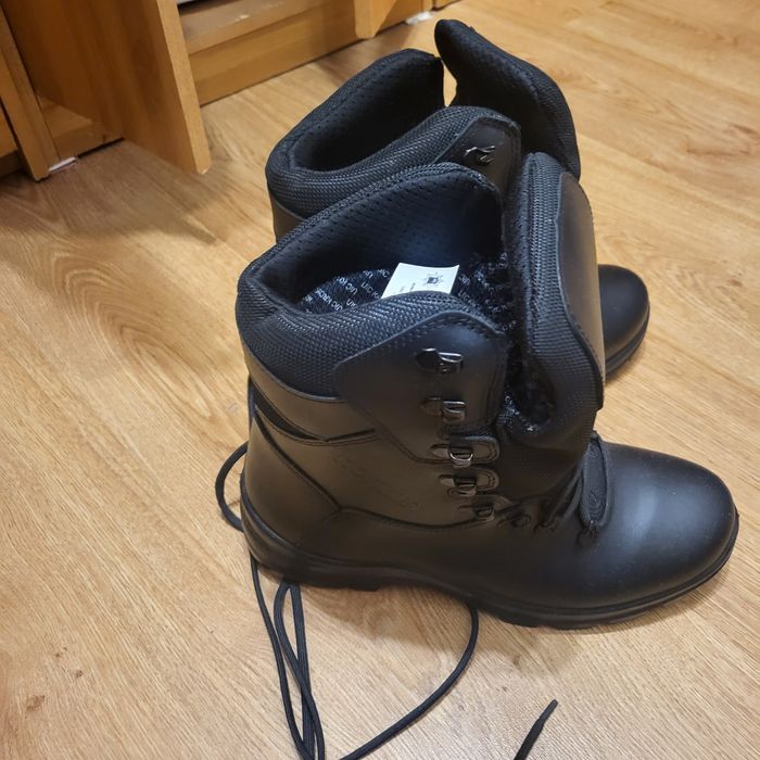 Черевики з високими берцями KROK