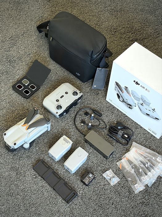 Drone DJI Mavic Air 2S Fly More Combo