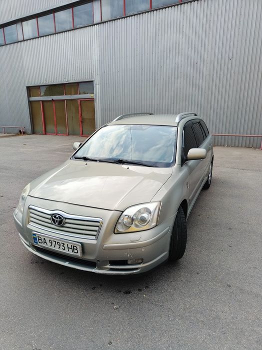 Продам Toyota Avensis 2005