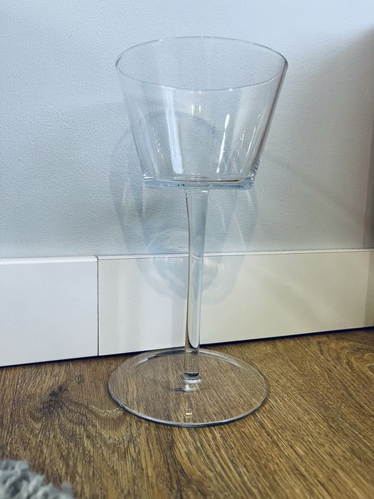 Duzy kielich kieliszek swiecznik na swiece szklany