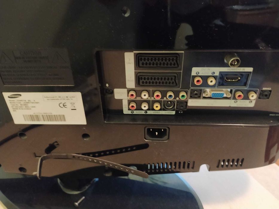 Telewizor Samsung,32" + dekoder HEVC