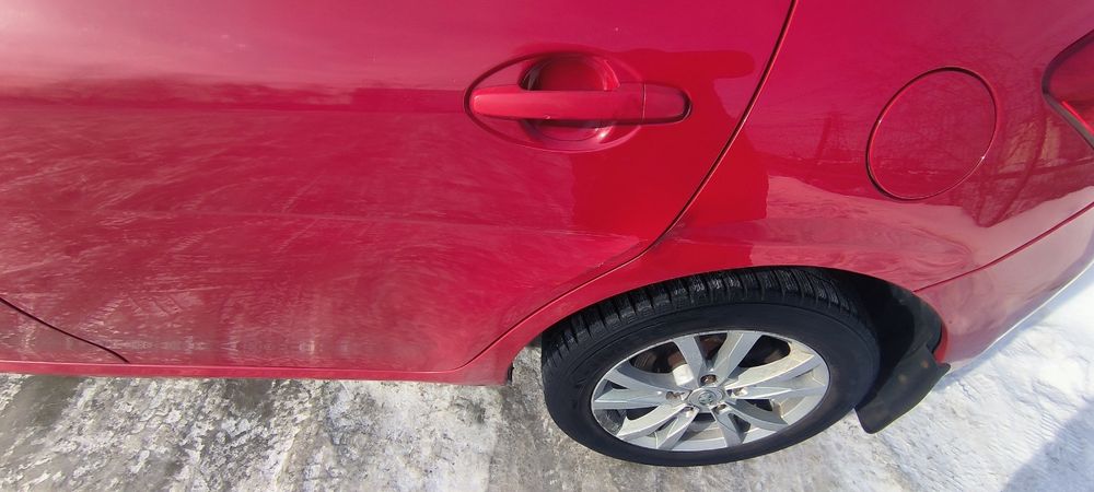 Продаю TOYOTA AURIS 2008