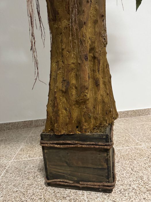 Árvore artificial de ótima qualidade!