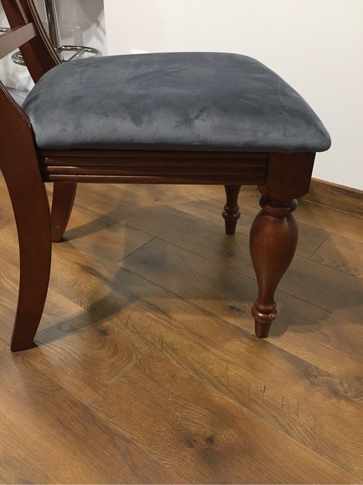 Stół drewniany stylizowany rozsuwany+6 krzeseł