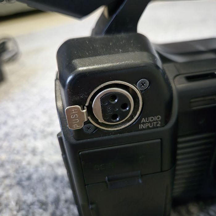 Panasonic HC-X1000 4K + Mochila