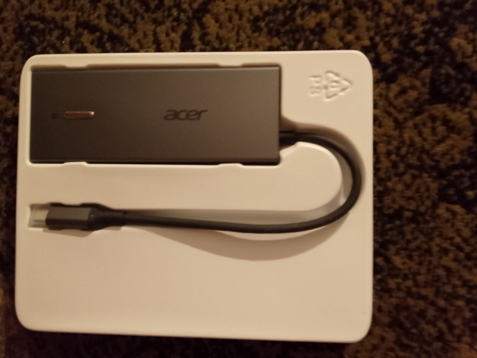 Stacja dokująca/hub Acer 9-in-1 Dual HDMI USB C.