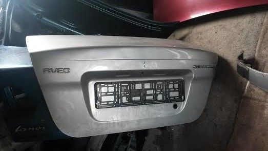 Крышка багажника Т200 Т250 Chevrolet Aveo, Шевроле Авео Б\У Оригинал: 2 ...