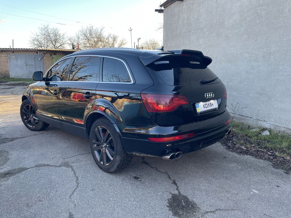 Audi Q7 3.0 TDI 2007 рік. Без пневми..