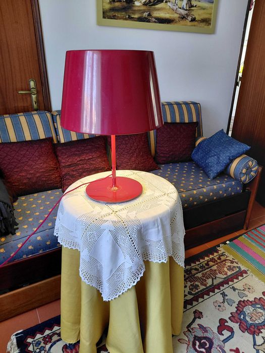 Candeeiro de Mesa para Sala em Ferro