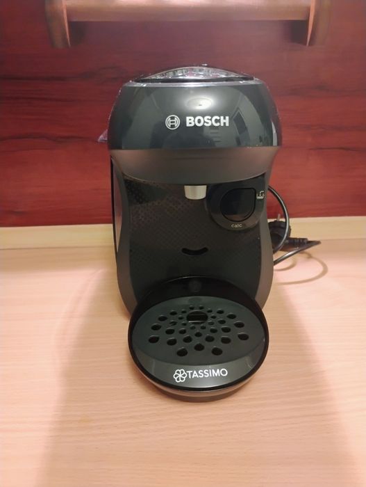 Kapsułkowy ekspres Bosh tassimo + stojak i kapsułki