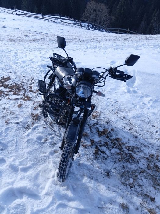 Продам мустанг 125